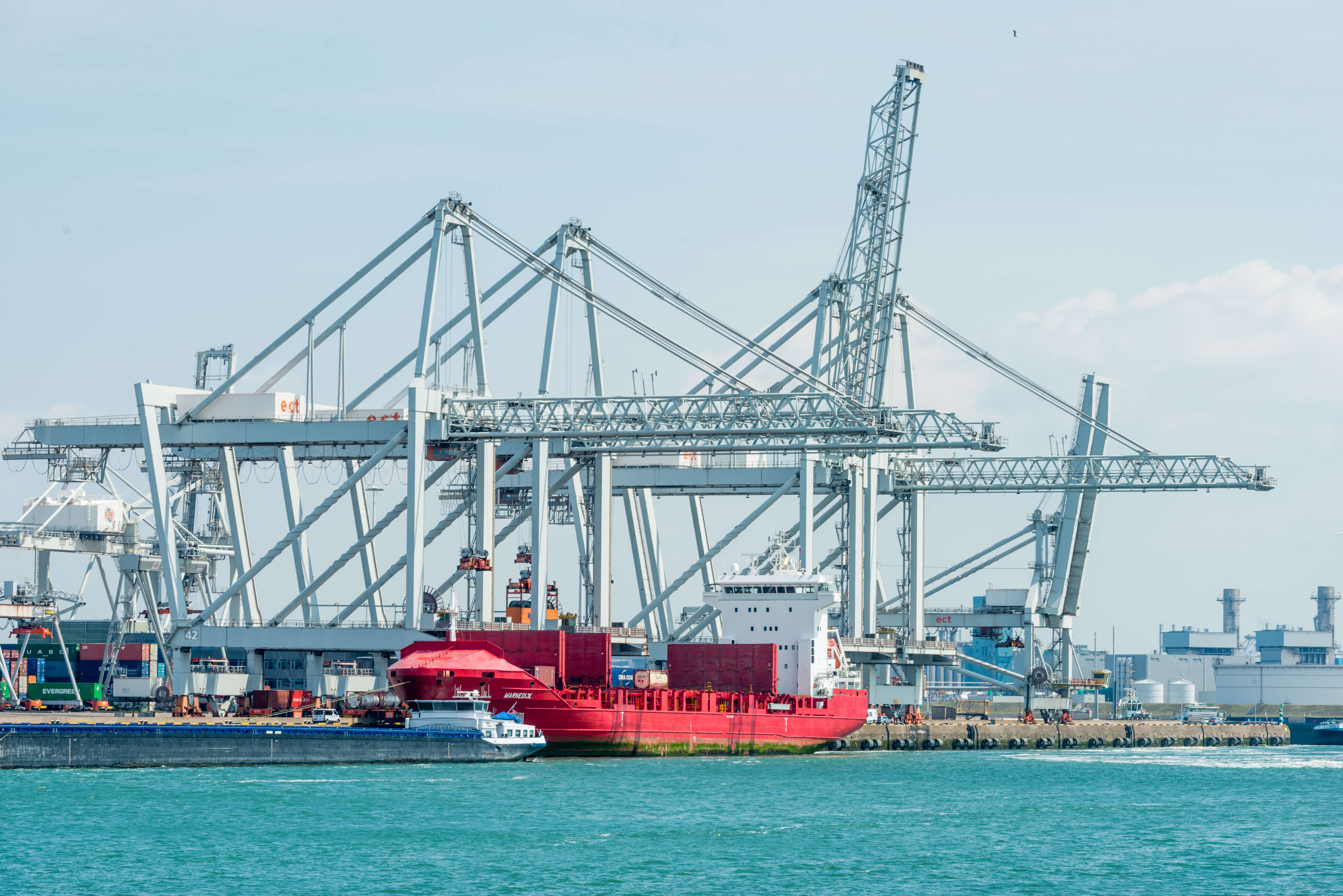 Schip Maasvlakte Rotterdam haven port
