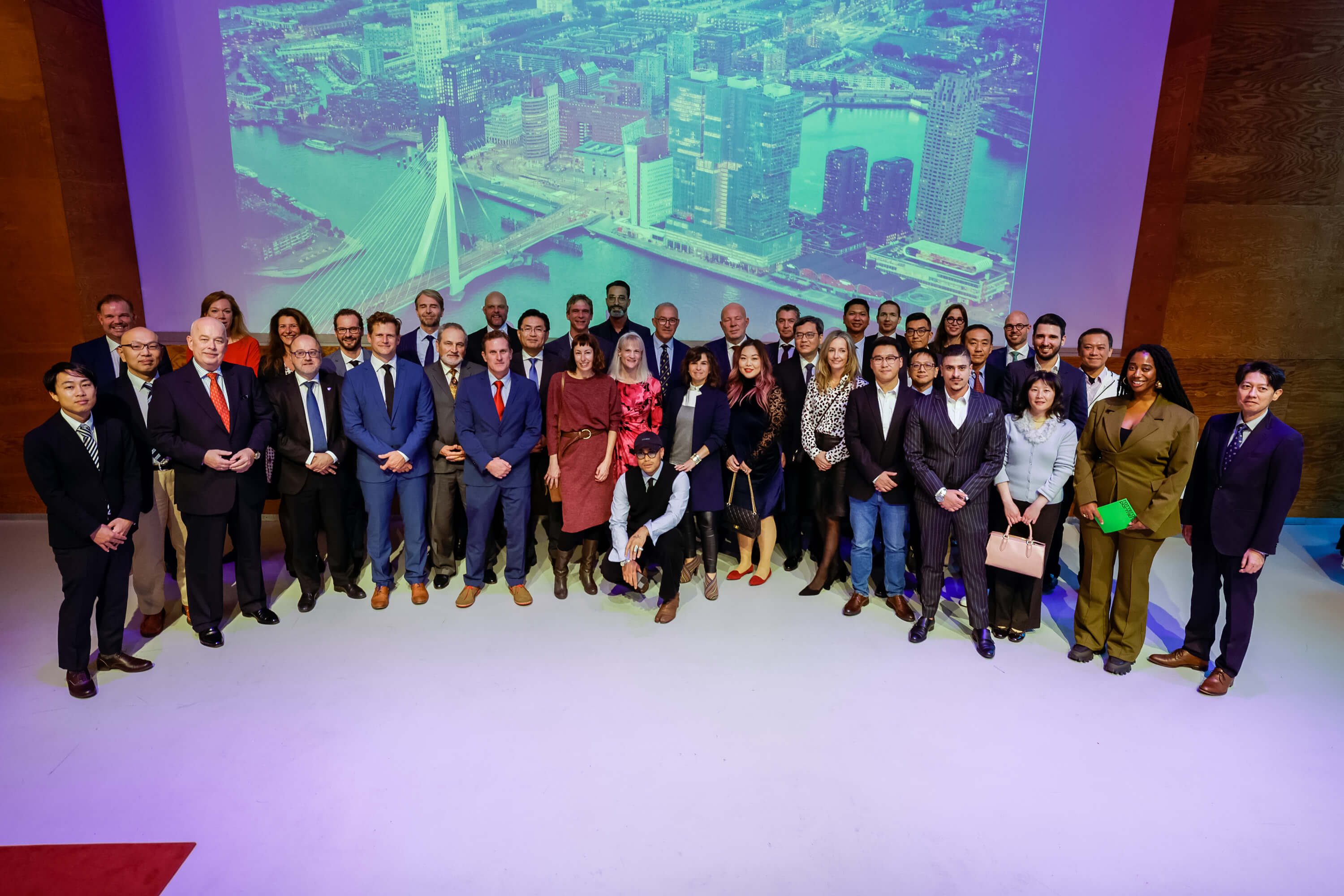 Foreign companies help build Rotterdam